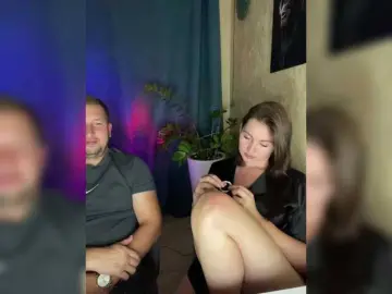 Bongacams Live Sex Cam of SladenkieVmeste
