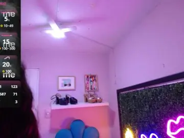 Bongacams Watch Live Sex Cams of cristal-horny19
