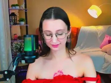 Bongacams Sex Cam of YourLovellyStory