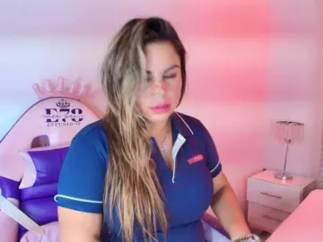 Bongacams Watch Live Sex Cams of Lia-adams