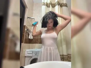 Deepthroat milf cams