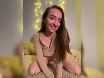 Bongacams Best live sex cam show of OlaChikaMamasita