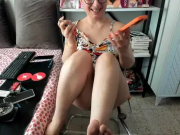 Bongacams Free Live Porn of Bisexyeliz35