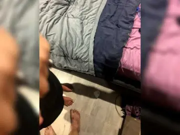 Ball sucking milf cams