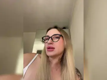 Bongacams Watch Live Sex Cams of Miss-Fetish