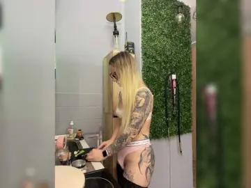 Cum on ass milf cams