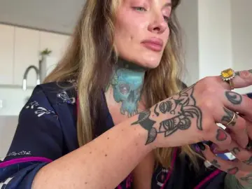 Bongacams Live Sex Cam of iiixbostonxiii