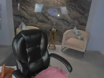 Bongacams Watch Live Sex Cams of MiaSilvaX