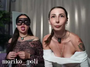 Sucking milf cams