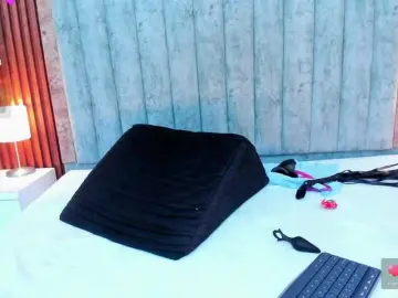 Bongacams Live Porn of Karina-Towers