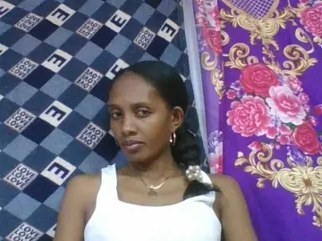 Medium tits mature milf cams