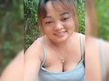 Bongacams Live Sex Cam of lyna2k