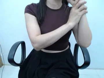 Bongacams Free Live Porn of Lady-Young