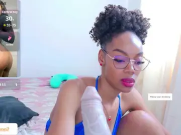 Bongacams Free Porn Cam of TamyLynn1