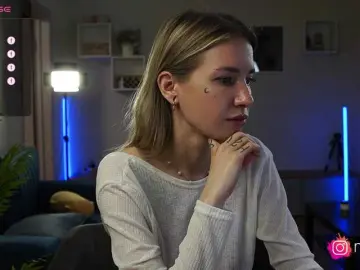 Bongacams Best live sex cam show of mel-collins