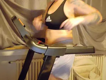 Privates for 90+ tokens milf cams