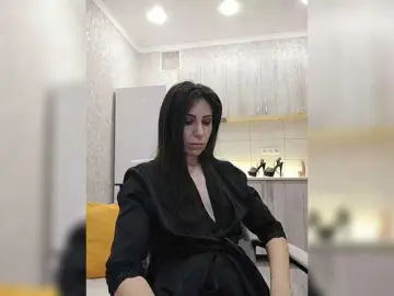 Bongacams Live Porn of HotyWinter84