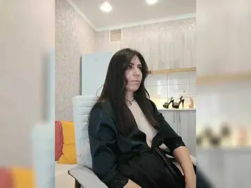 Bongacams Live Sex of HotyWinter84