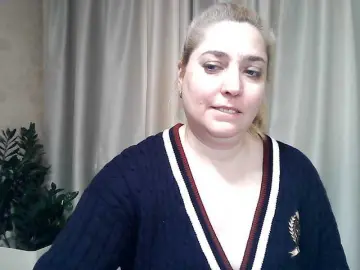 Bongacams Watch Live Sex Cams of KickaIricka