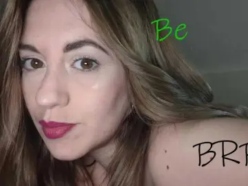 Bongacams Free Porn Cam of Italian1Dream