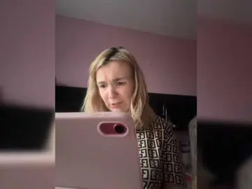 Bongacams Best live sex cam show of Foxy27