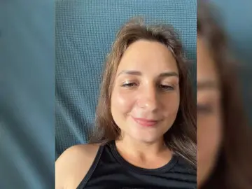 Bongacams Watch Live Sex Cams of CreamRaspberrya