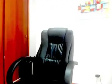 Bongacams Nude Webcam of Little-soffie