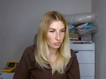 Bongacams Best live sex cam show of LunaVibe-V