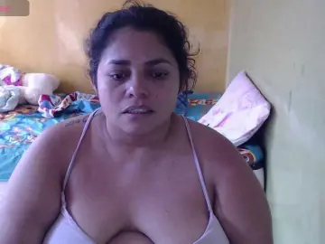 Bongacams Watch Live Sex Cams of mia-naughty