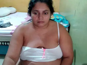 Bongacams Sex Chat of mia-naughty