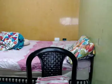 Bongacams Private Sex Chat of mia-naughty