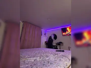 Bongacams Live Sex Cam of -MaybeBaby-