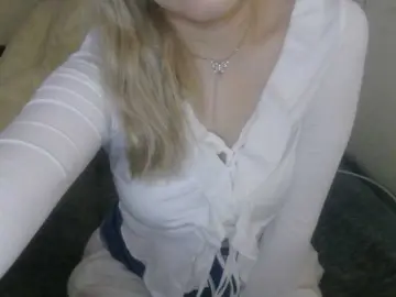 Teasing milf cams