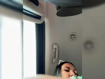 Bongacams Sex Chat of TokionaJoe