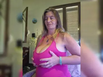 Bongacams Nude Webcam of JennaDeluxe