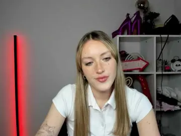 Bongacams Watch Live Sex Cams of EvelynBlond