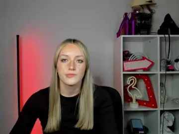 Bongacams Watch Live Sex Cams of EvelynBlond