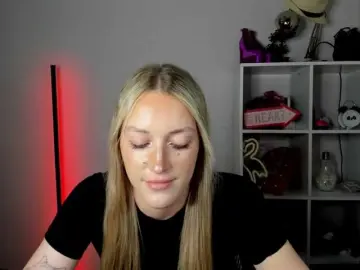 Bongacams Live Porn of EvelynBlond