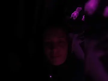 Dicksucking milf cams