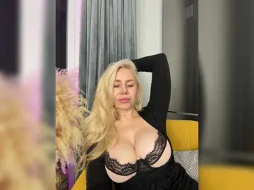 Bongacams Best live sex cam show of Lunesa