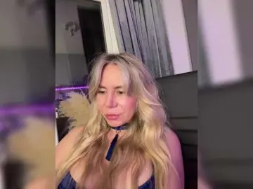 Bongacams Watch Live Sex Cams of Lunesa