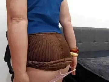 Bongacams Sex Cam of yessmellie