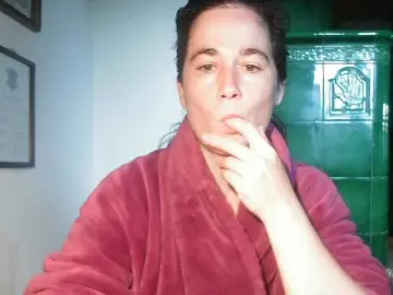 Bongacams Watch Live Sex Cams of AmanelWhite
