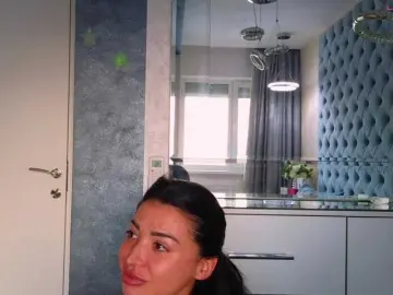 Bongacams Live Sex Cam of Theowonder