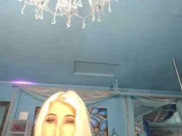 Bongacams Free Live Porn of adrianna_fox