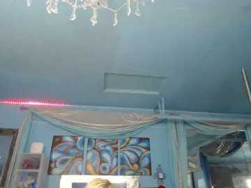Bongacams Free Live Porn of adrianna_fox