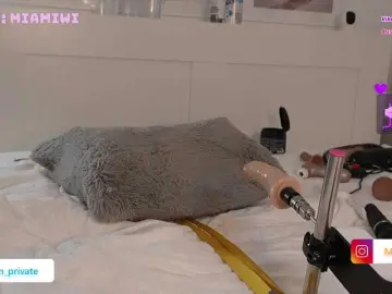 Bongacams Free Live Porn of Emmababe