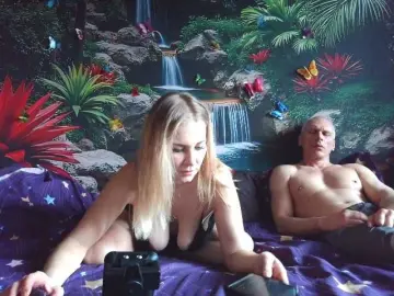 Bongacams Watch Live Sex Cams of Aleksa26