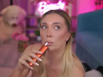 Bongacams Nude Webcam of NadyaBlue