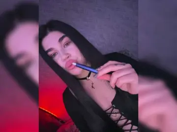 Bongacams Nude Webcam of suchka-black-